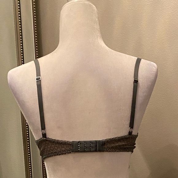 Victoria’s Secret bra - Picture 3 of 4